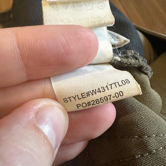 prAna Women's Briann Pant size 6
W4317TL08
Green
32” inseam - Picture 4 of 9